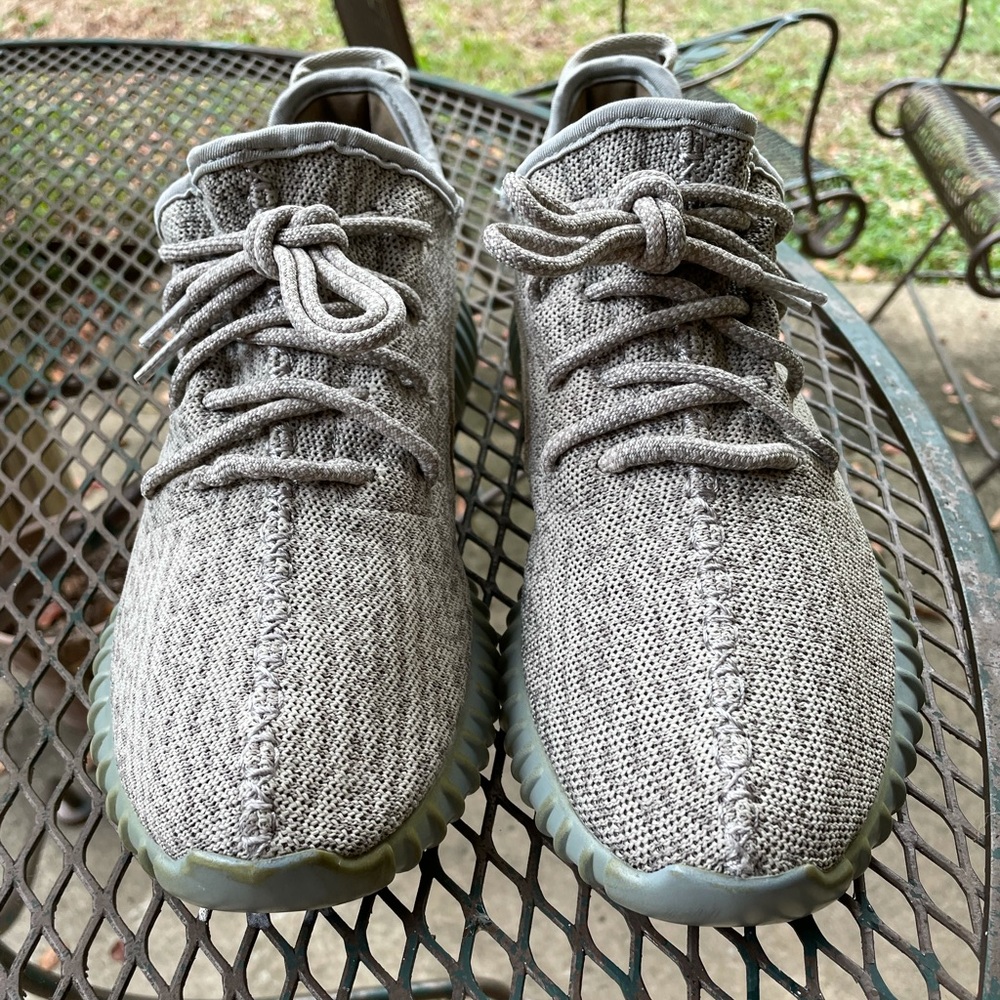 Yeezy 350 V1 Reps
